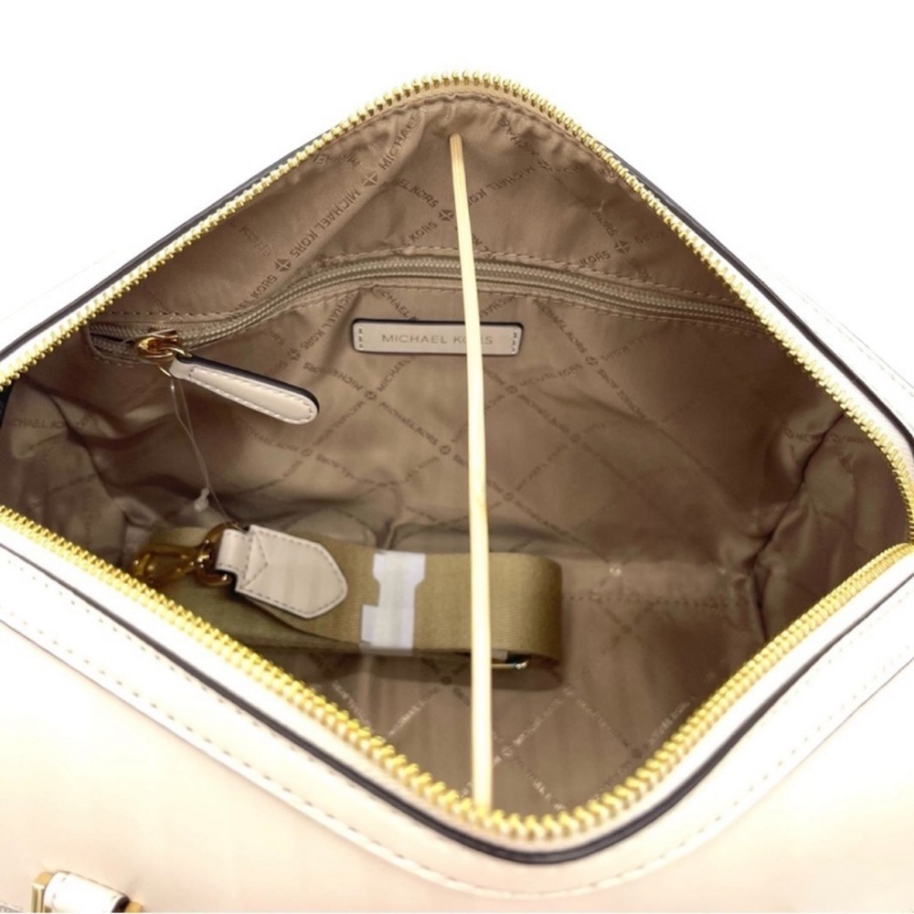 Michael Kors Medium Duffle Satchel Crossbody Bag & Large Bifold Wallet White - Picture 9 of 10